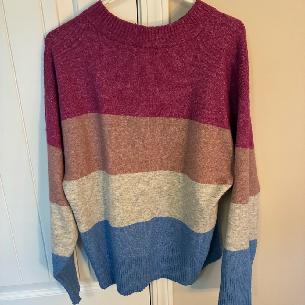 Sweater - Picture 2 of 3
